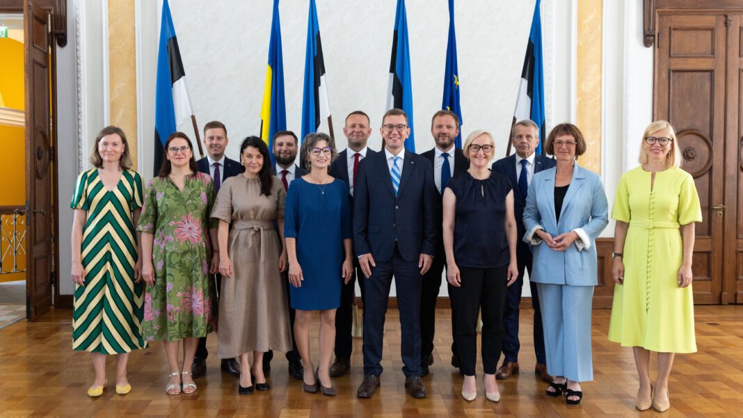 TEHTUD! ⟩ Riigikogu kaotas koduste emade sotsiaalkindlustuse.